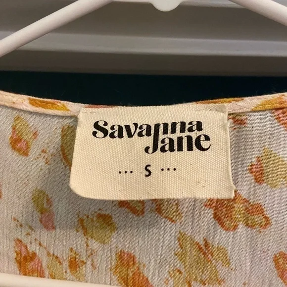 Savannah Jane Embroidery Floral Bell Sleeve Top - Picture 6 of 7